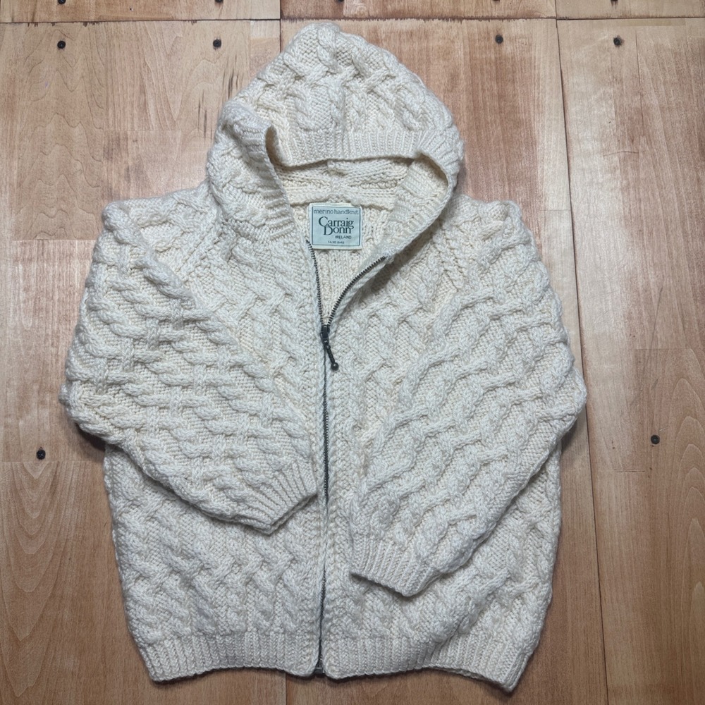 Carraig Donn Kids Large Ivory Merino Wool Handknit Aran Zip Up Hooded Sweater